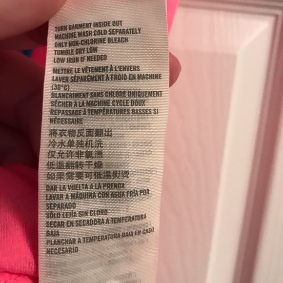 Hollister pink women’s tee shirt M new without tag - Picture 5 of 5